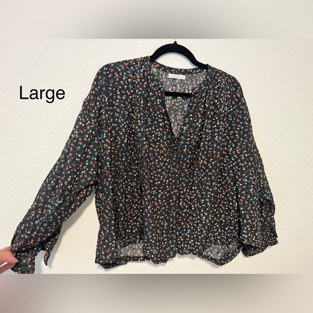 Doen Black Floral Women's Blouse